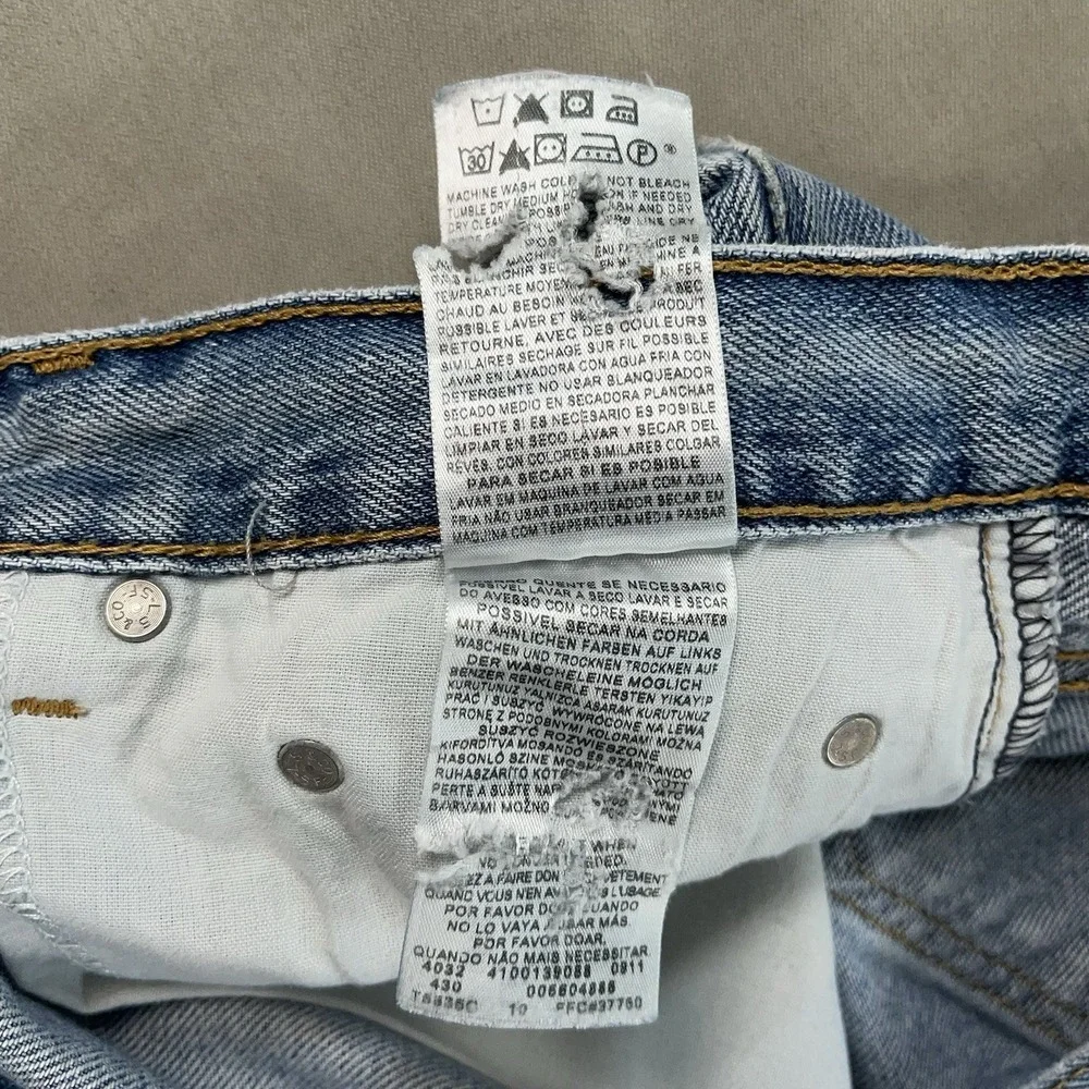 Vintage Levis 560 Jeans Mens 34x30 Comfort Fit Loose Denim Distressed Baggy Y2K